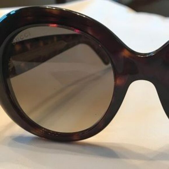 Authentic Gucci Round Tortoise Sunglasses - Picture 4 of 5